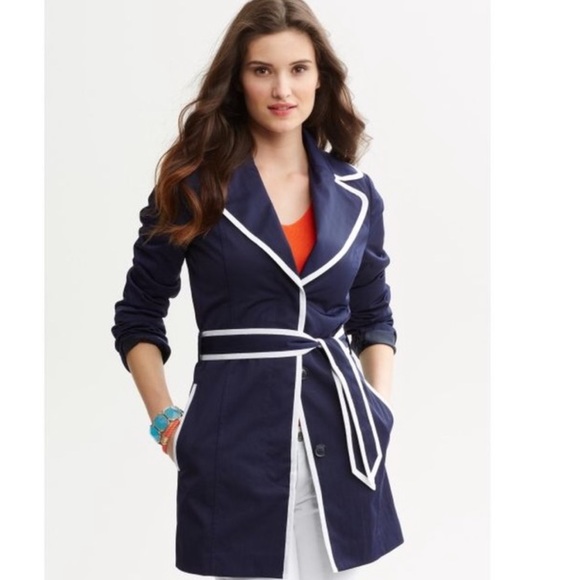 Banana Republic Jackets & Blazers - Banana Republic Trench Coat